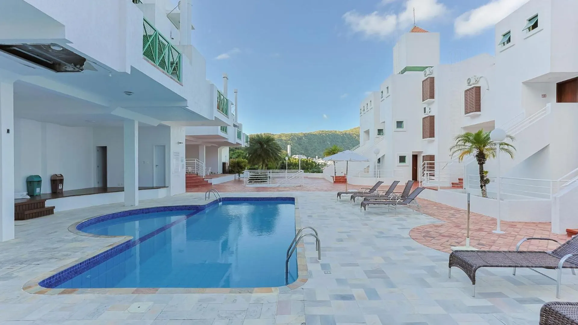 Triplex Com Piscina A 450M Da Praia Dz0633 Florianópolis