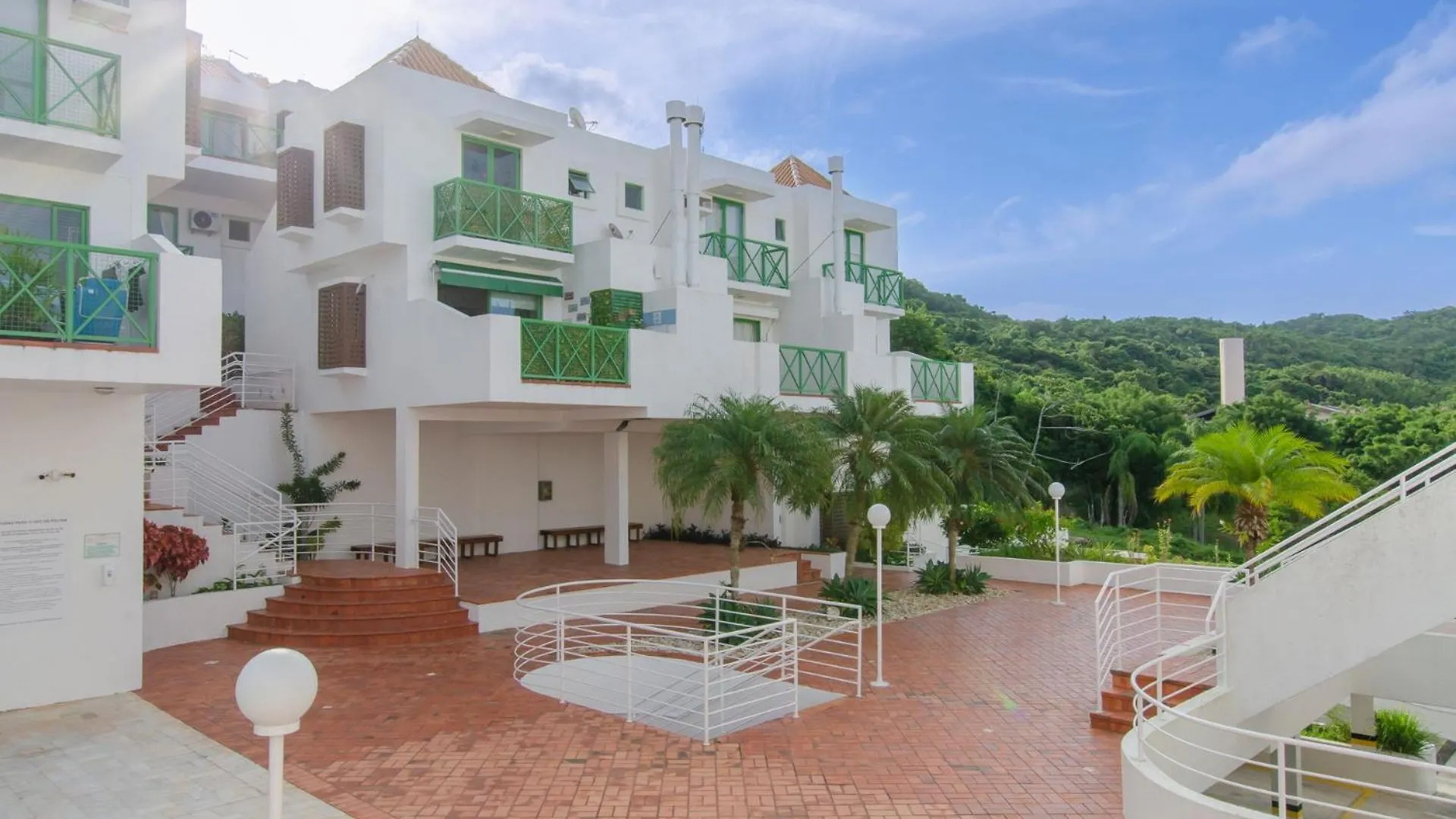 Triplex Com Piscina A 450M Da Praia Dz0633 Florianópolis 0*,  Brazílie